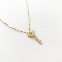  Amour Key to my Heart Necklace