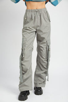  CARGO PARACHUTE PANTS