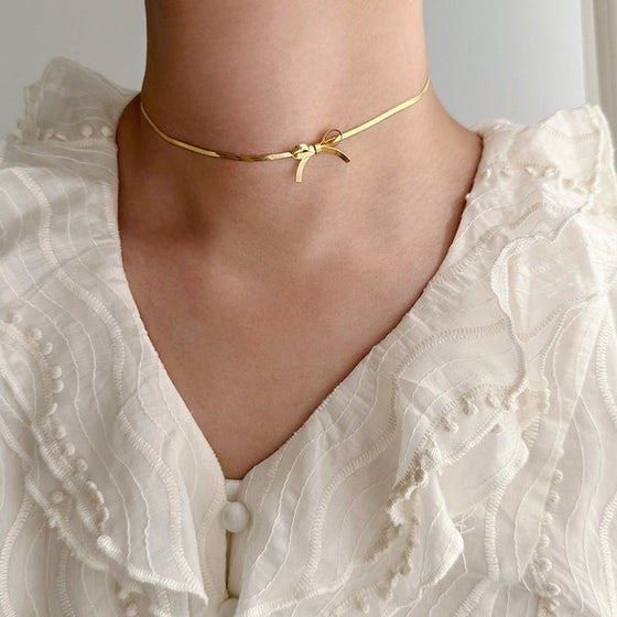 Bowknot Choker Necklace